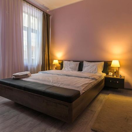 Apartment Queen Sibiu Buitenkant foto