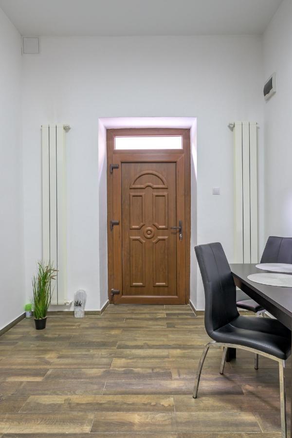 Apartment Queen Sibiu Buitenkant foto