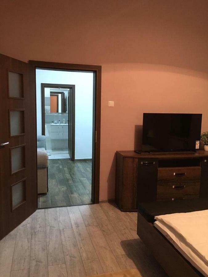 Apartment Queen Sibiu Buitenkant foto